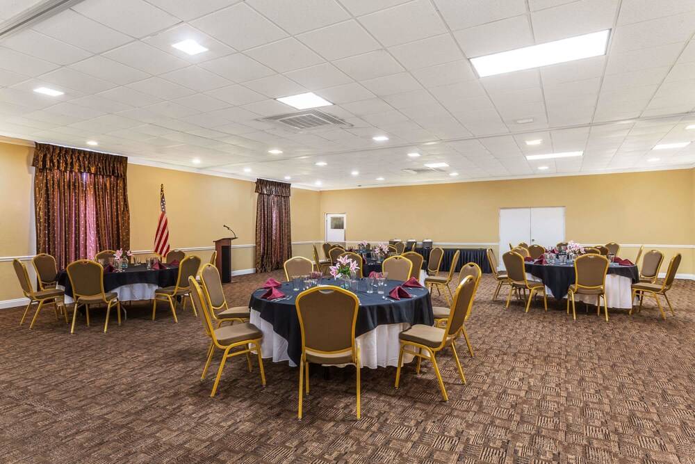 Ramada by Wyndham Houma - photo 14