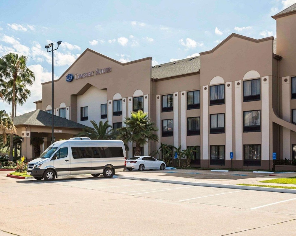 Comfort Suites Stafford Near Sugarland - photo 32