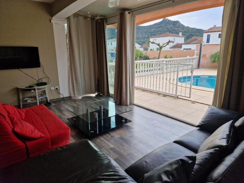 Villa plain pied avec piscine privAce 8 personnes — La Crau — photo 4