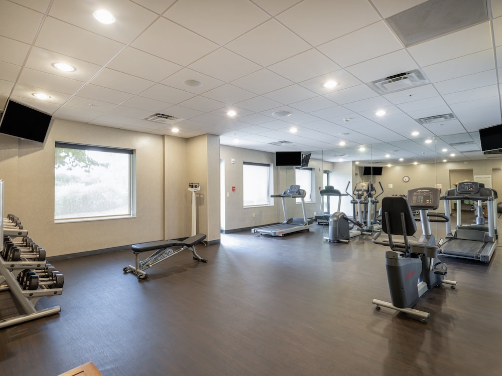Holiday Inn Greensboro Coliseum by IHG - photo 14