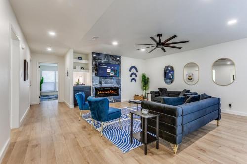 Blue Blissful Retreat 3B 2B KING — hotel in Richardson