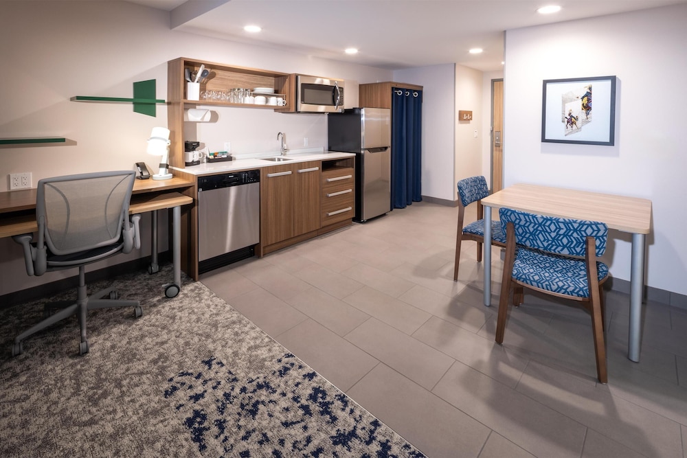 Home2 Suites by Hilton Kalispell - photo 12