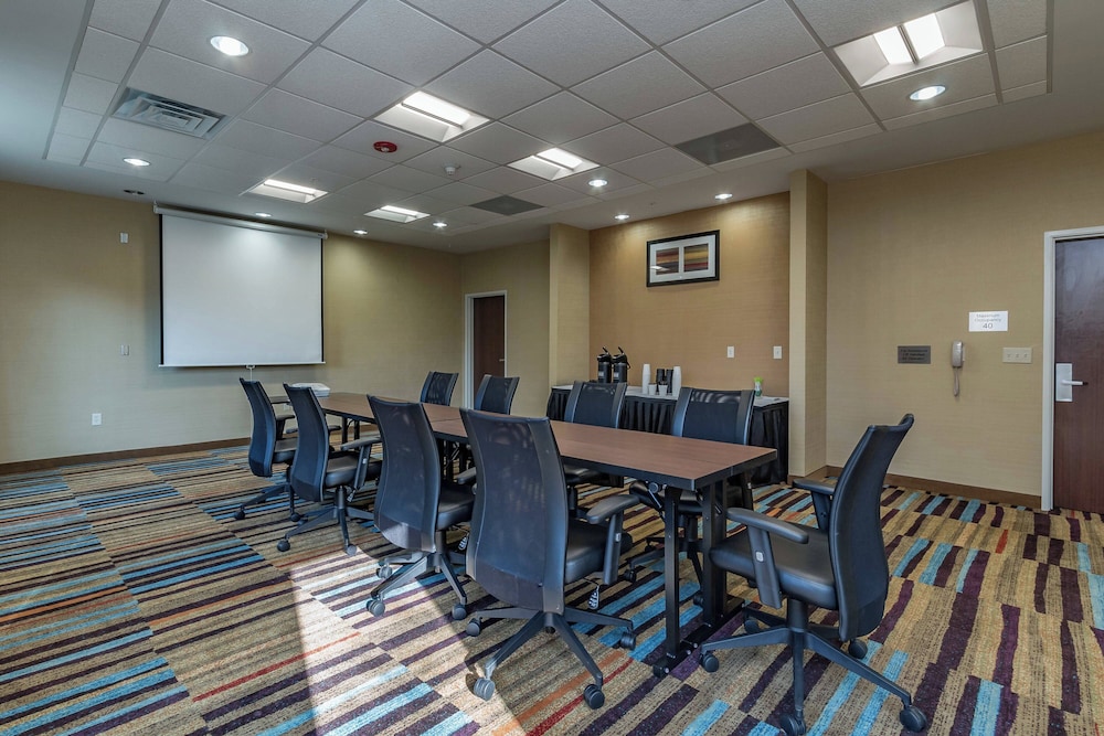 Fairfield Inn & Suites Elkhart - photo 30