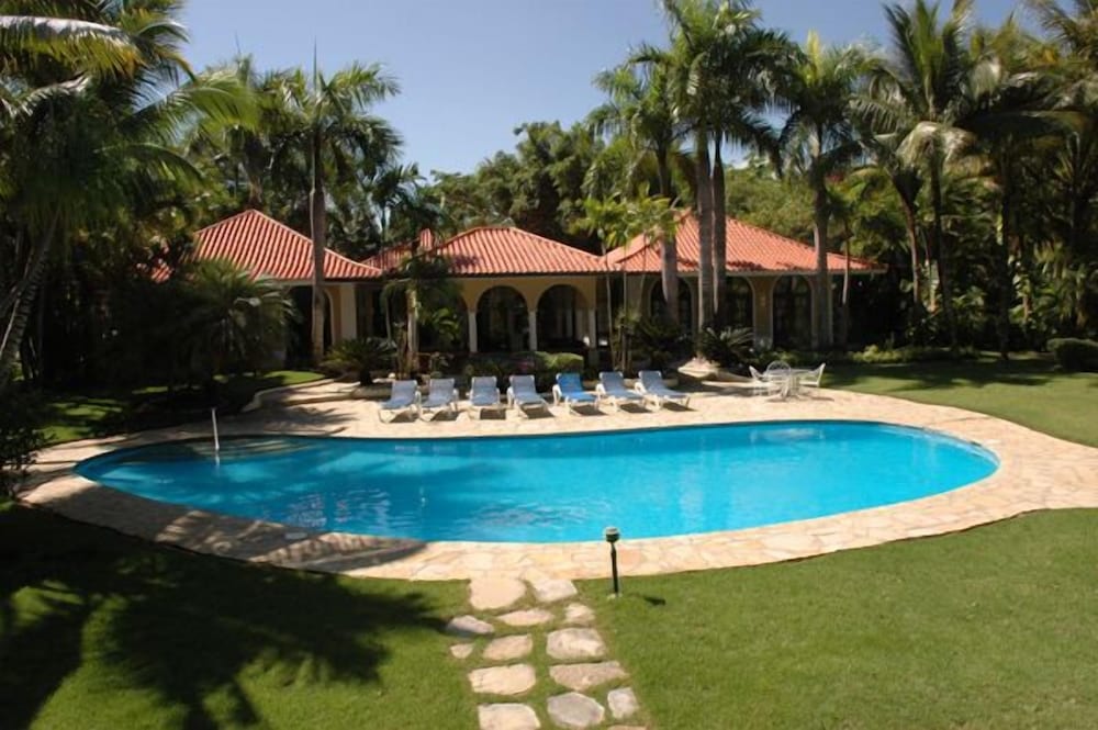 Sea Horse Ranch — 4-Star Luxury Hotel in Cabarete, Dominican Republic