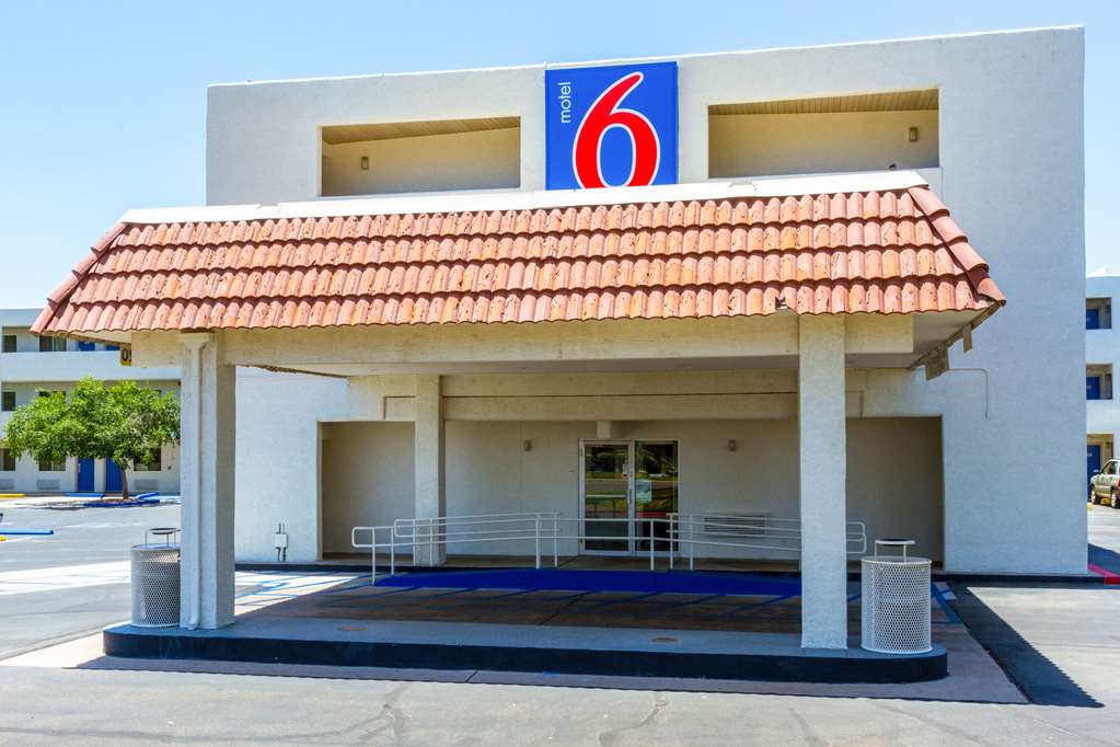 Motel 6 Tempe AZ Phoenix Airport Priest Dr - photo 5