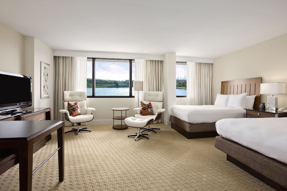 Hilton Miami Airport Blue Lagoon - photo 19