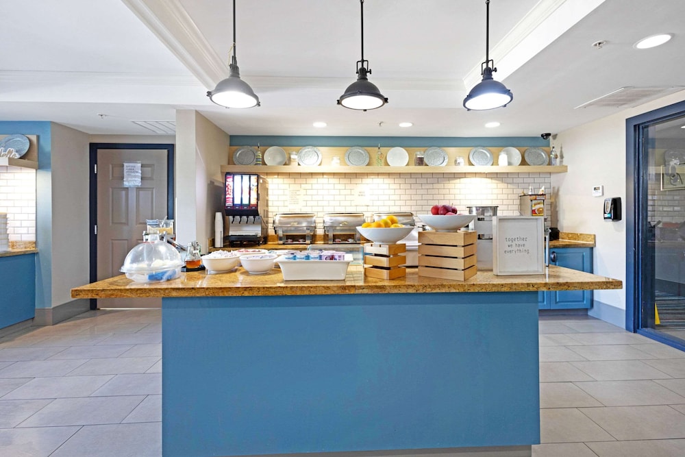 Country Inn & Suites by Radisson Texarkana TX - photo 17
