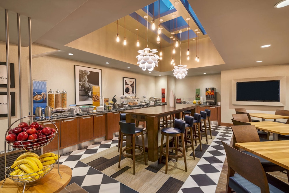 Hampton Inn Manhattan Downtown Financial District - photo 20