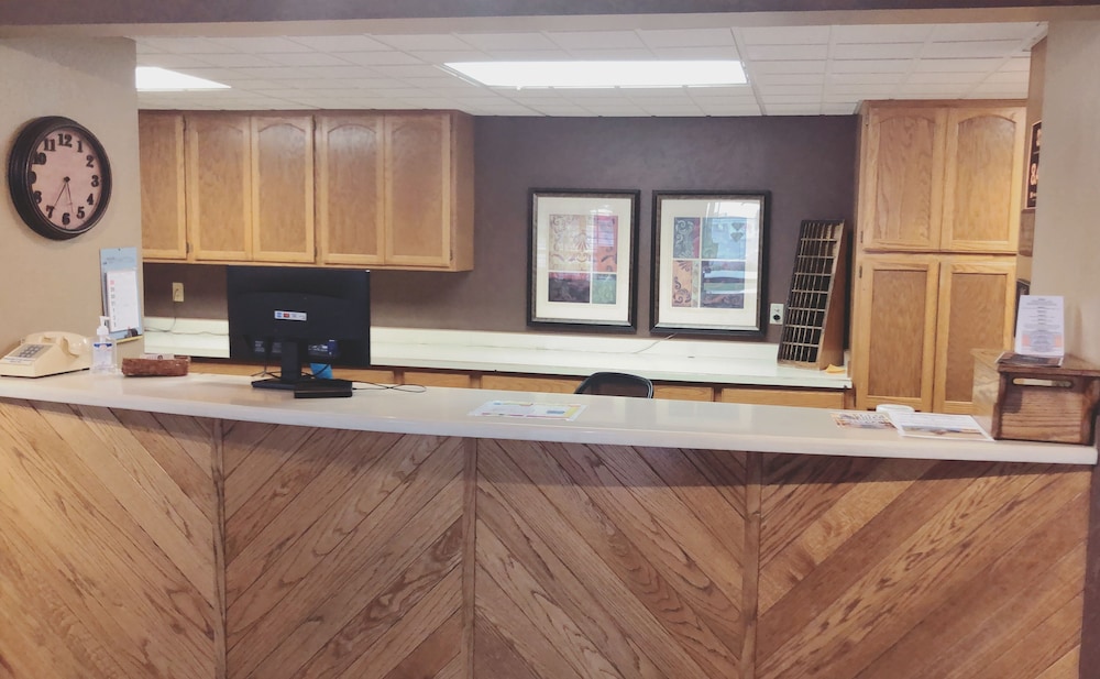 Covered Wagon Motel - photo 4