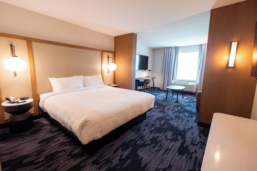 Fairfield Inn & Suites by Marriott Fond du Lac - photo 8
