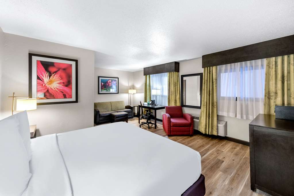 Americas Best Value Inn Marquette - photo 20