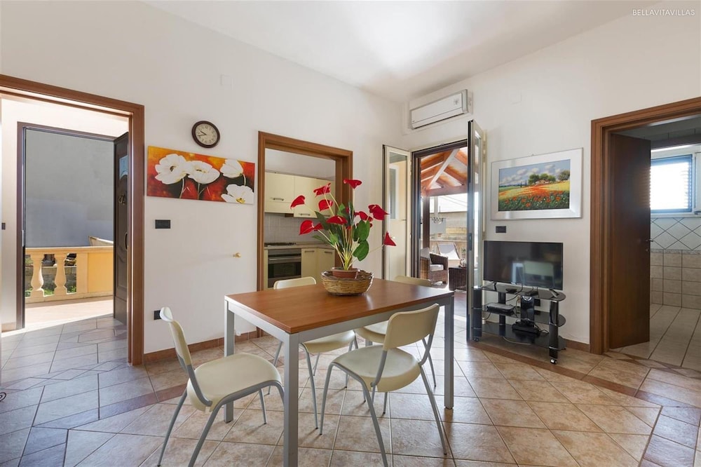 1069 Girasole Trilo 1 by Barbarhouse in Castrignano Del Capo, Italy