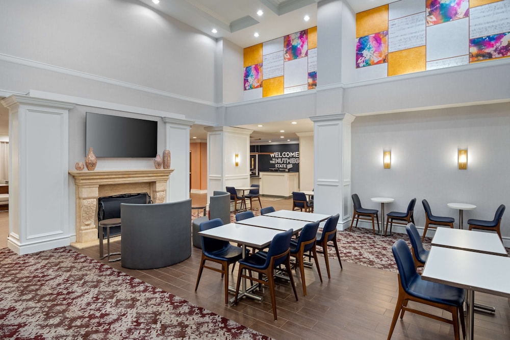 Hampton Inn & Suites Hartford Farmington - photo 34