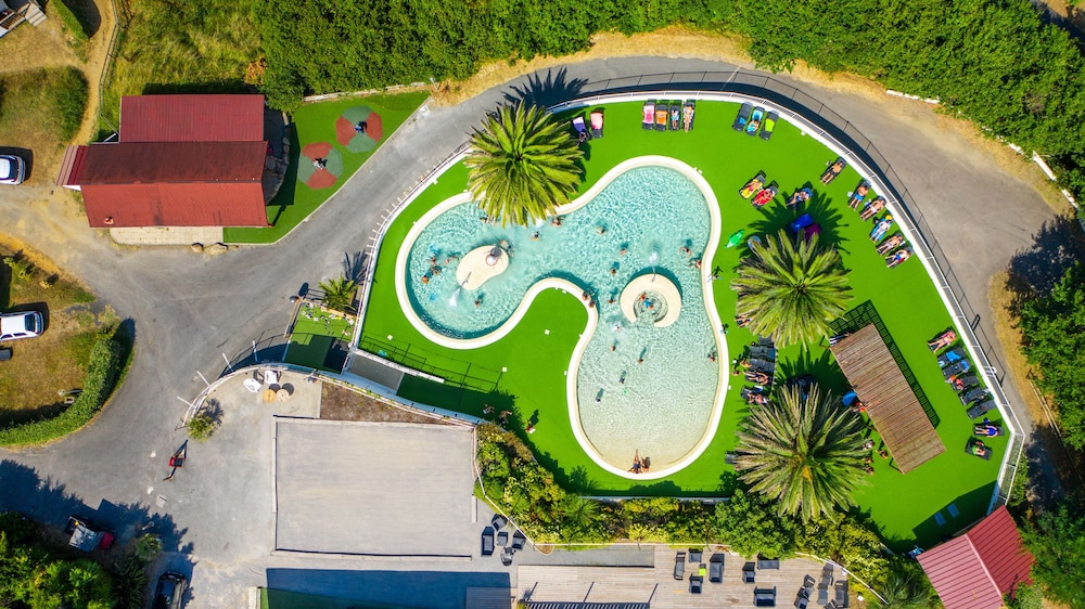 Camping Erreka — 4-Star Luxury Hotel in Bidart, France
