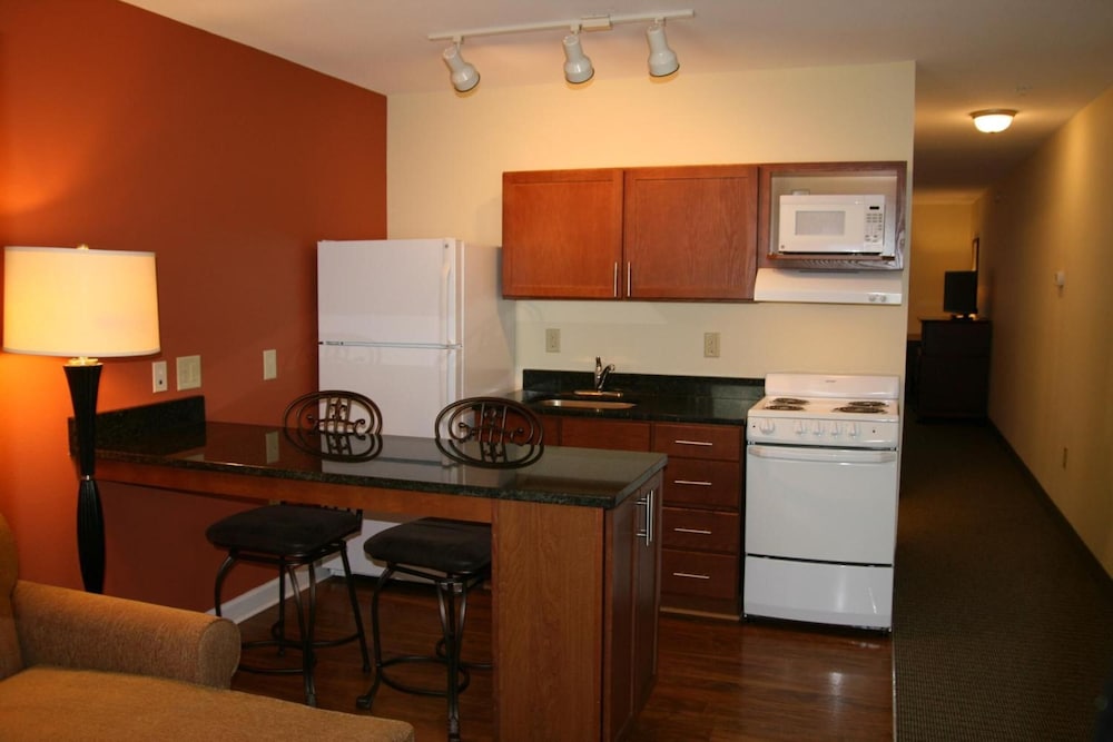 Affordable Suites Fayetteville - photo 13
