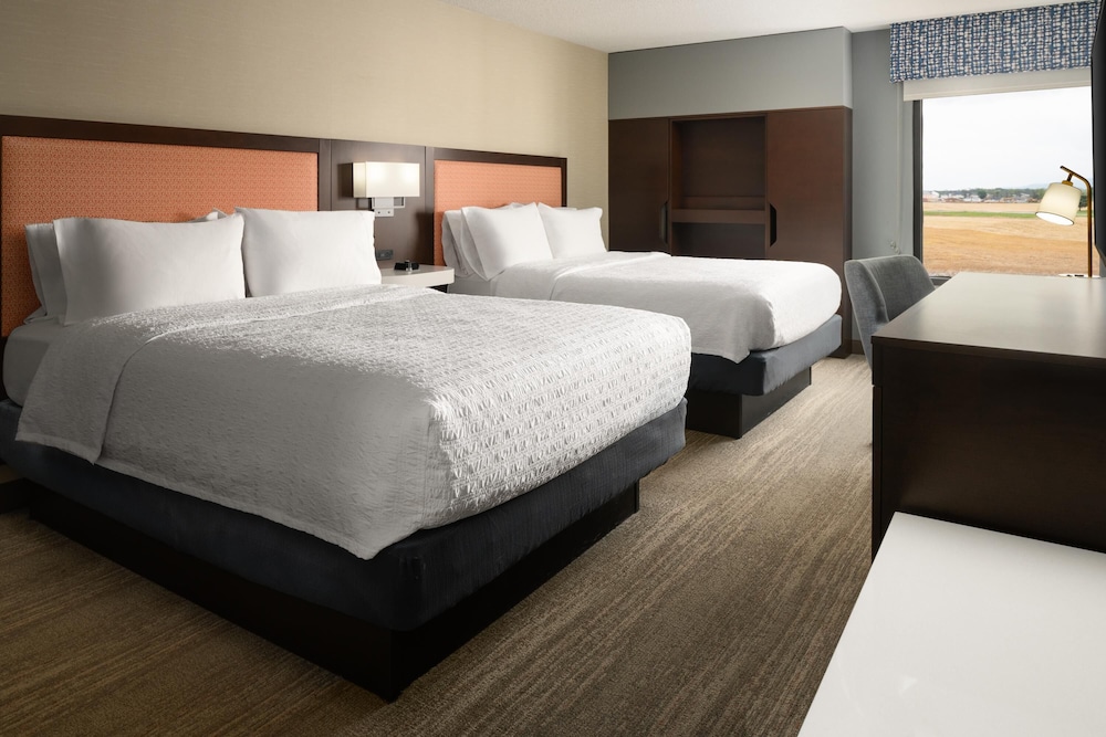 Hampton Inn Chambersburg - photo 13