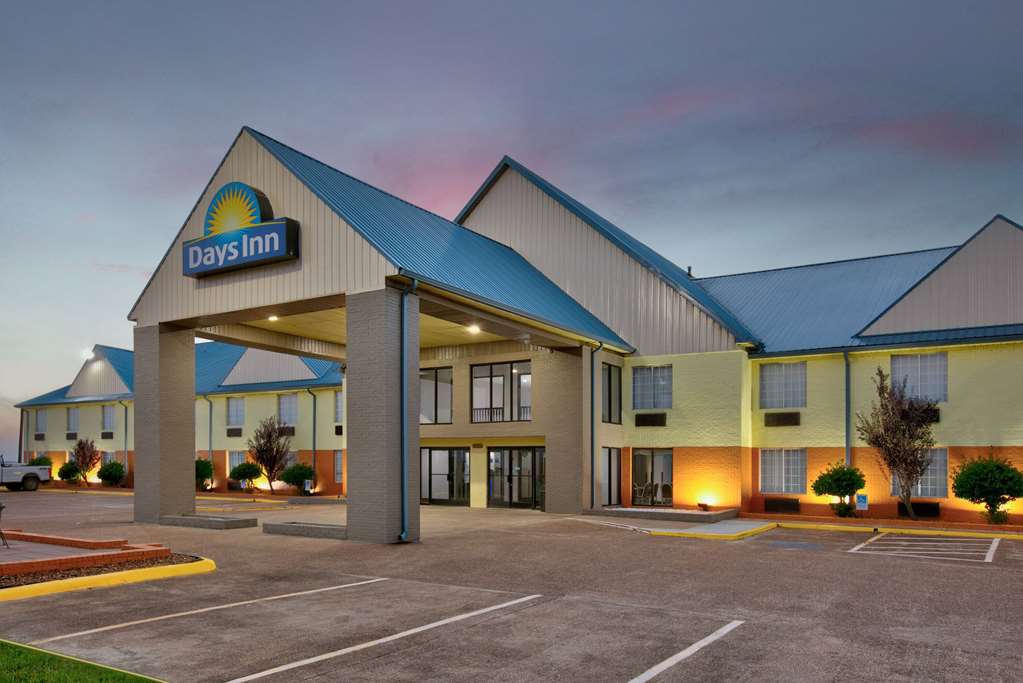 Days Inn by Wyndham Tunica Resorts - photo 8