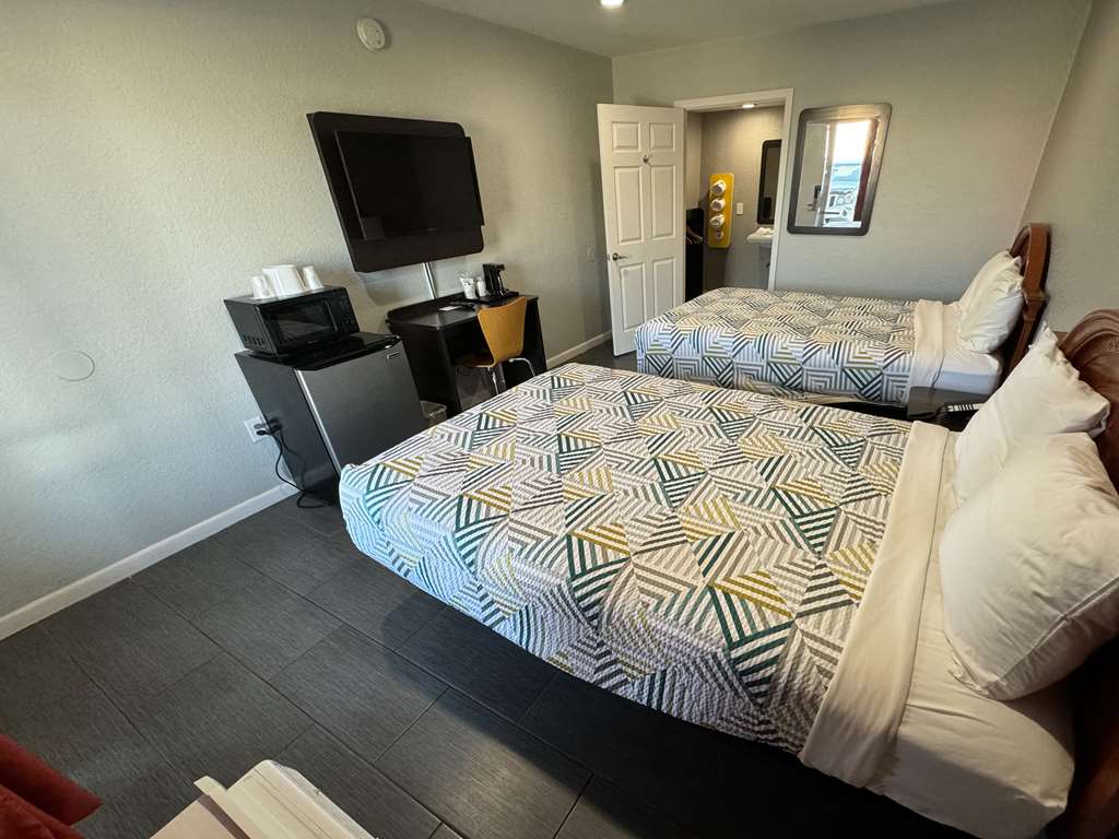 Motel6 Englewood FL - photo 21