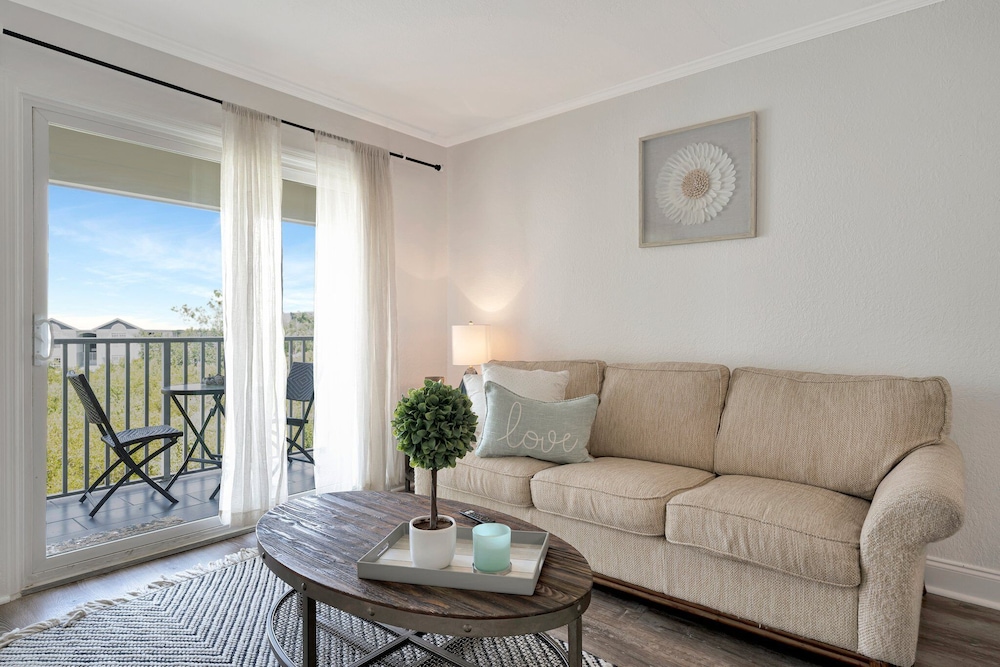 Seaside Luxury Oasis with balcony - photo 37