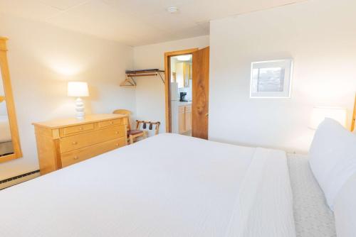 Kebek 3 Oceanside Motel - photo 14