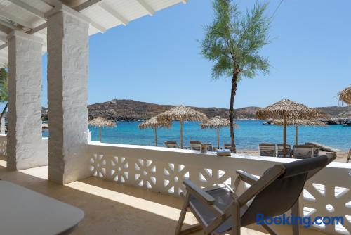 Emily - carbon neutral hotel in Vari
