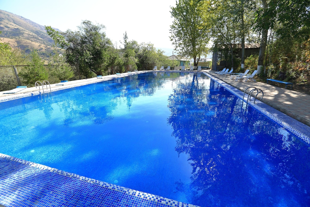 Recreation Zone Dustlik in Chirchiq, Uzbekistan