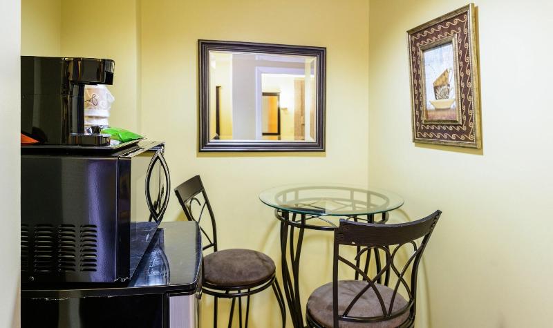 Asbury Inn & Suites - photo 25