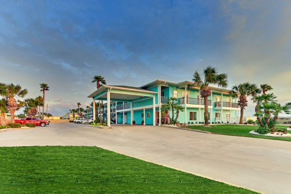 The Island Hotel Near Beach Port Aransas - photo 34