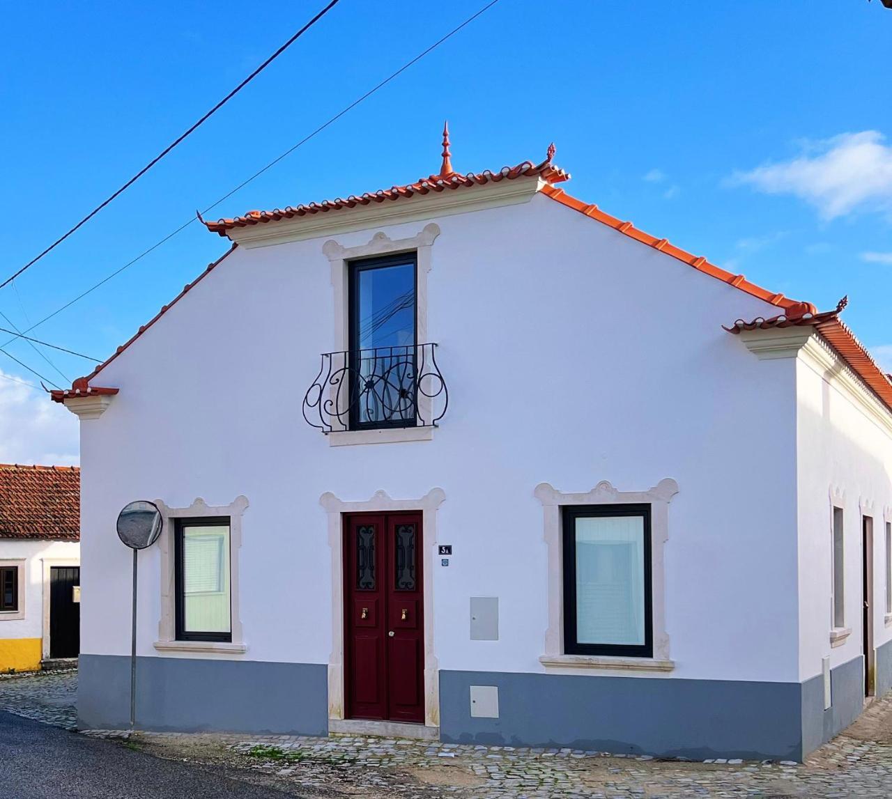 Casa da Calvaria — 4-Star Luxury Hotel in Porto De Mos, Portugal