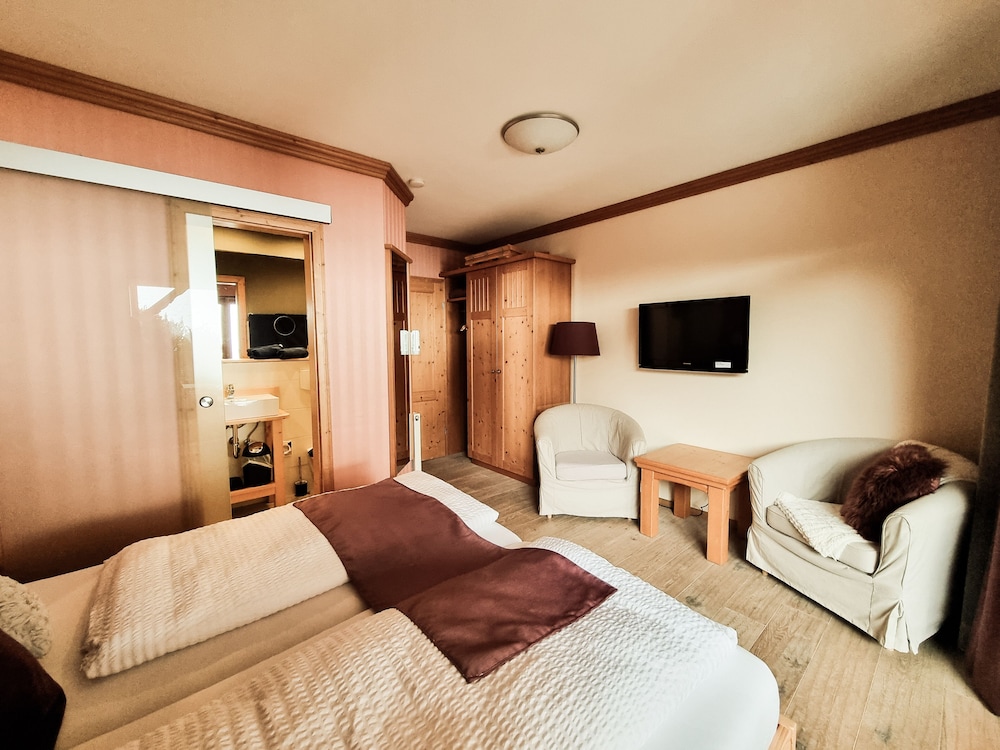 Boutique B&B Landhaus Talblick — 4-Star Luxury Hotel in Trusetal, Germany