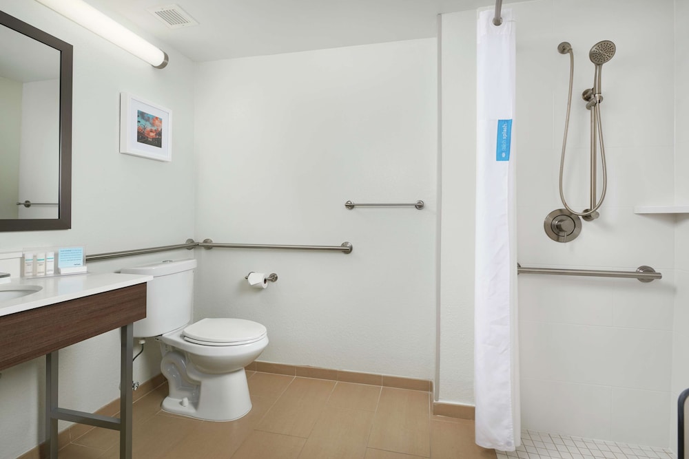 Hampton Inn Jupiter Juno Beach - photo 30