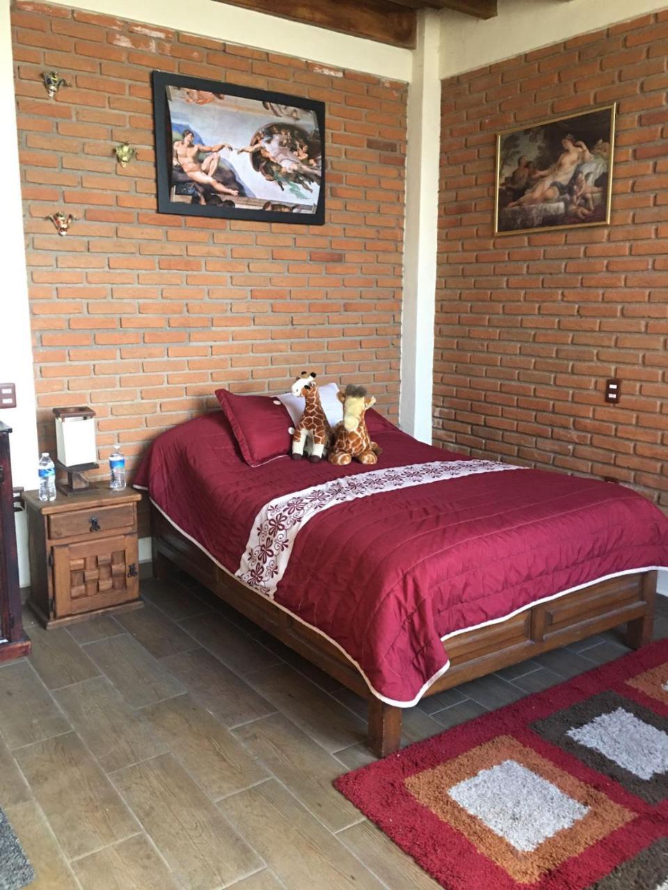Arte en el desván Rustic loft Desván rústico pet-friendly hotel Tenancingo De Degollado
