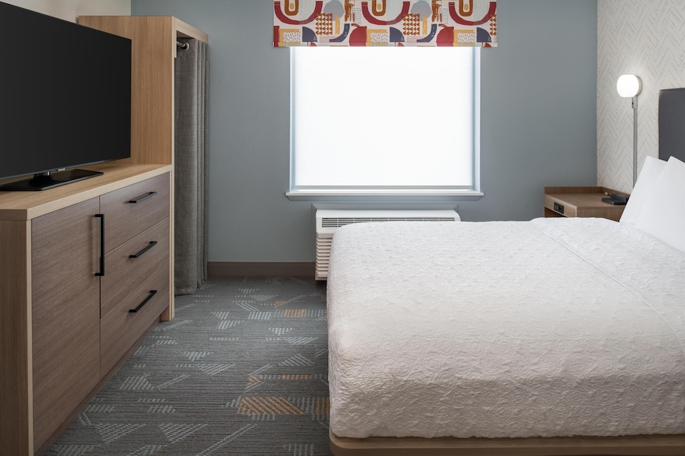 Home2 Suites by Hilton Woodland Sacramento - photo 11