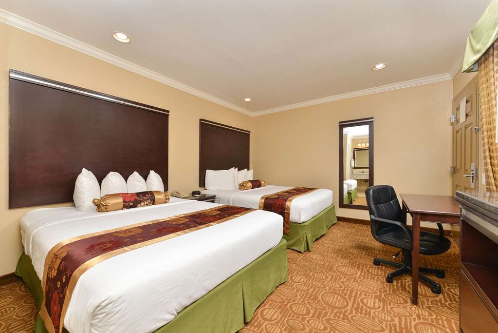 Rodeway Inn San Diego Near SDSU - photo 9