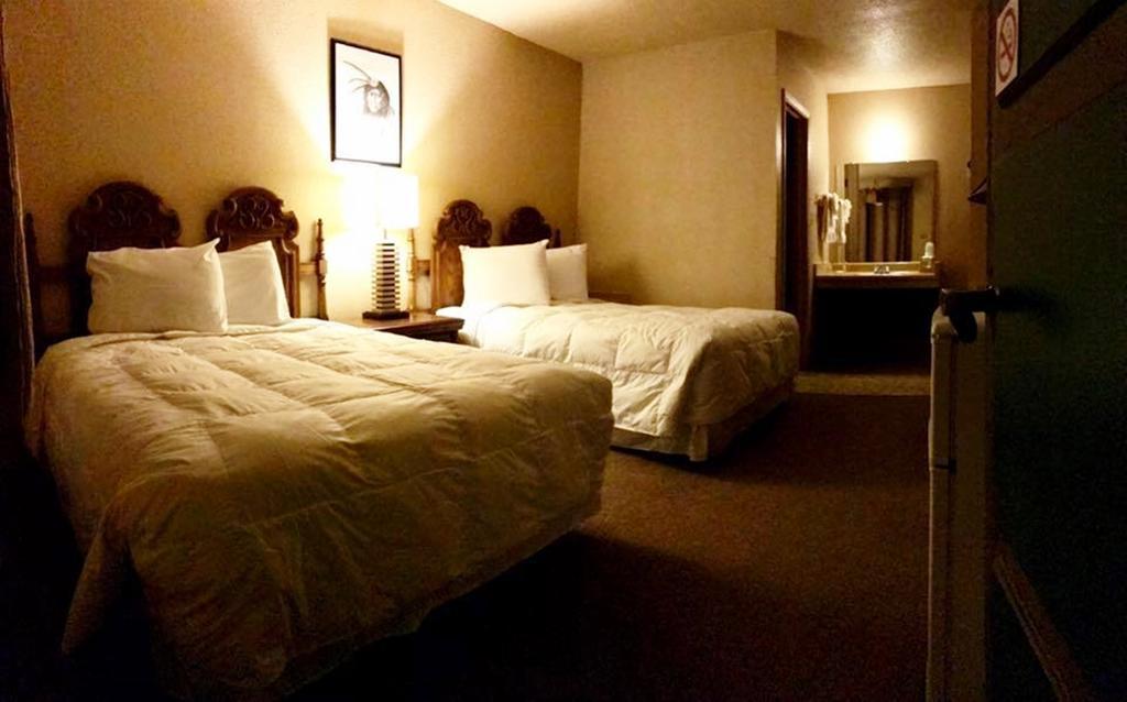 Rio Grande Motel - photo 24