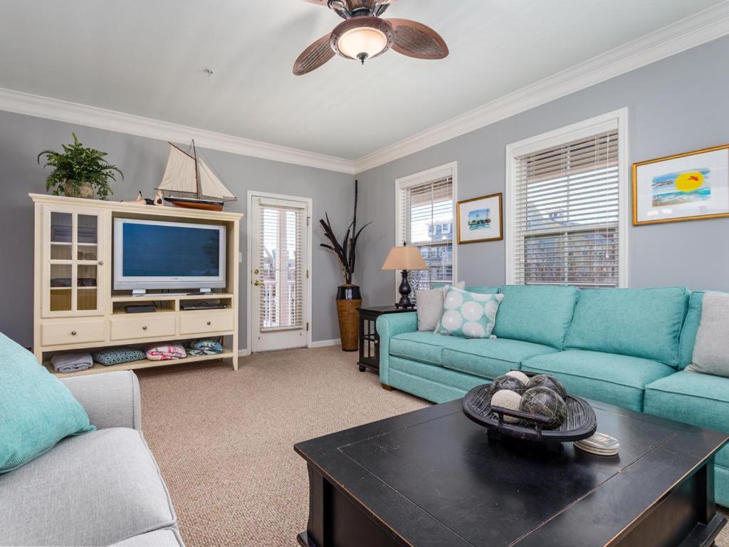 Sunset Island 15 Canal Side Mews in Ocean City, United States