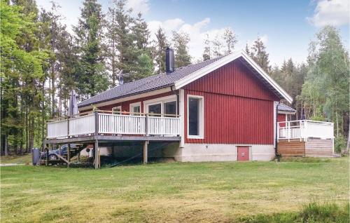Beautiful Home In Annerstad With Sauna — 4-Star Luxury Hotel in None, Sweden