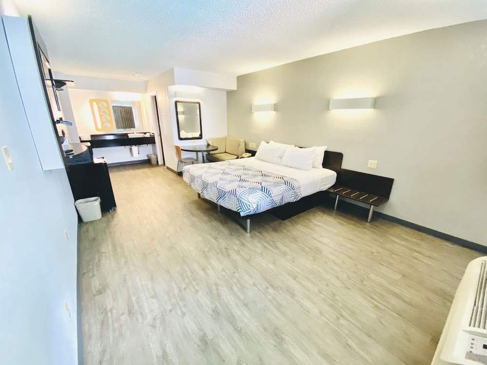 Motel 6 Boerne TX - photo 2