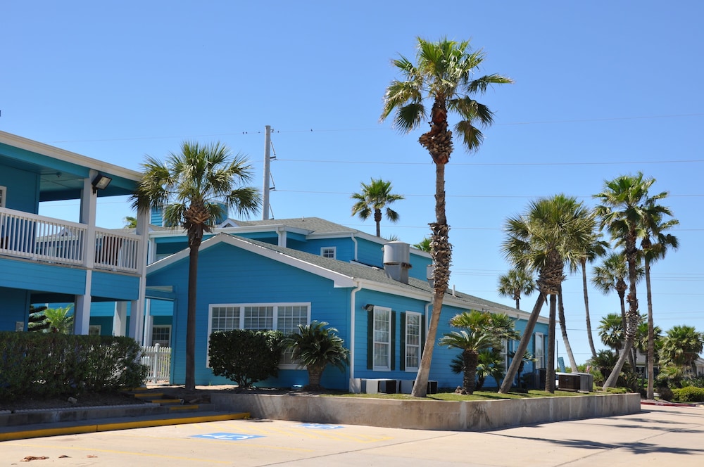 Plantation Suites & Conference Center - photo 43
