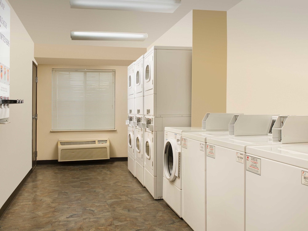 WoodSpring Suites Topeka - photo 20