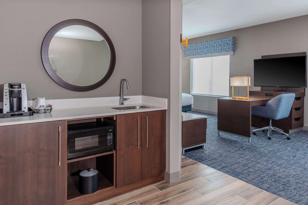 Hampton Inn & Suites Cedar Park North Austin - photo 16