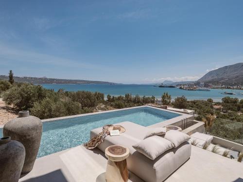 Villa Albero Sea View Escape — 4-Star Luxury Hotel in Souda, Greece