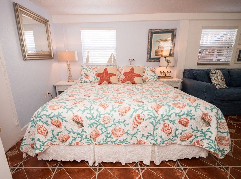Anna Maria Beach Cottages - photo 17