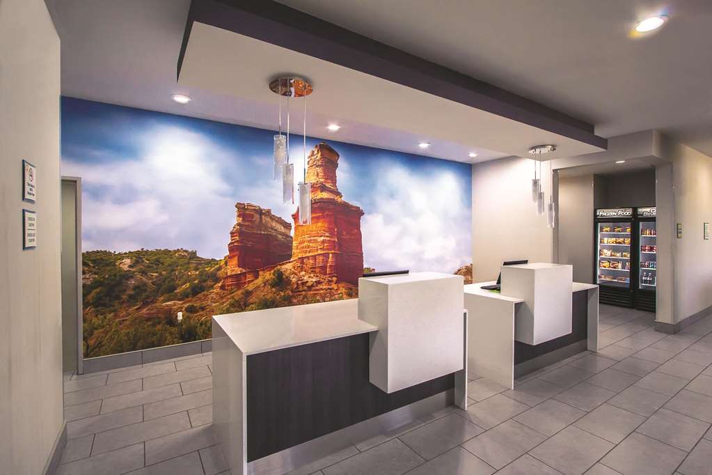 La Quinta Inn & Suites by Wyndham Pampa - photo 8
