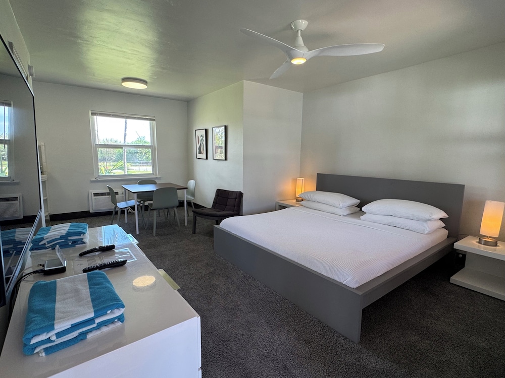 Rolo Beach Hotel - photo 23