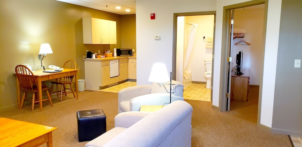 Lodging on the Square - photo 8