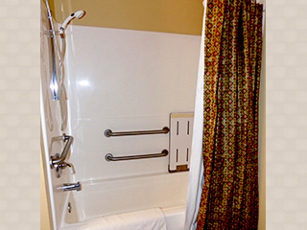 The Red Mill Inn - photo 20
