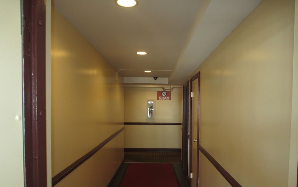 Regal Inn Chicago O'Hare Airport - photo 50
