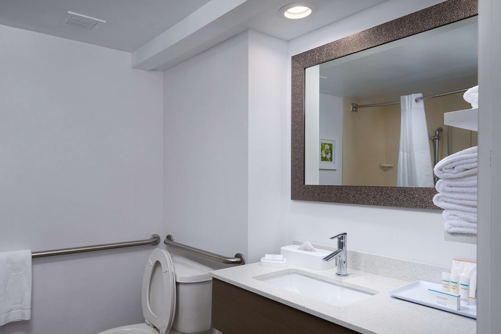 Hampton Inn Goldsboro NC - photo 33