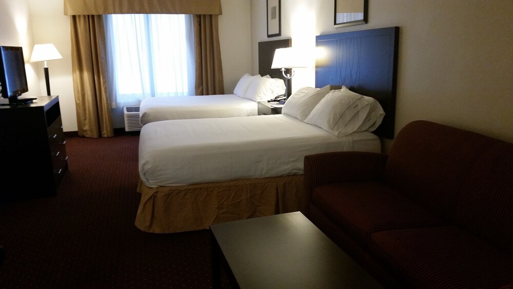 Holiday Inn Express Syracuse Fairgrounds by IHG - photo 16